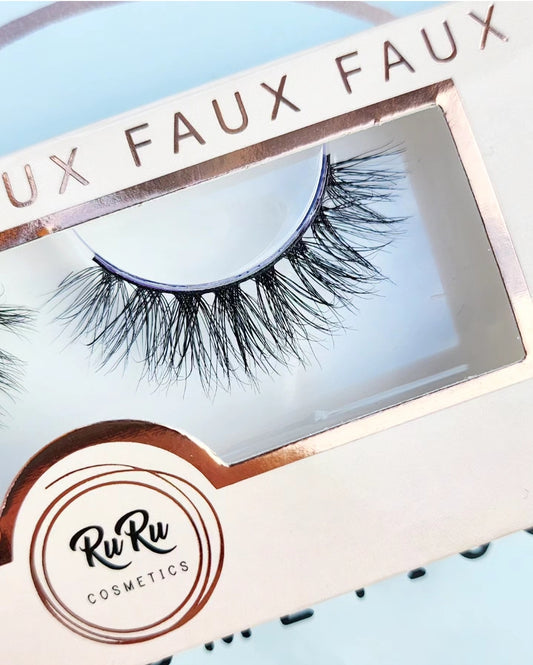 Danielle is the perfect style for the glam lash lovers.