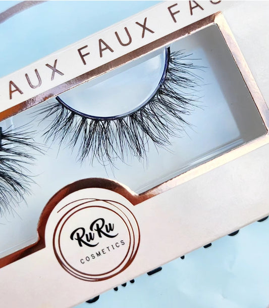 Faux Paris from RuRu Cosmetics faux mink collection. Reusable lash styles.
