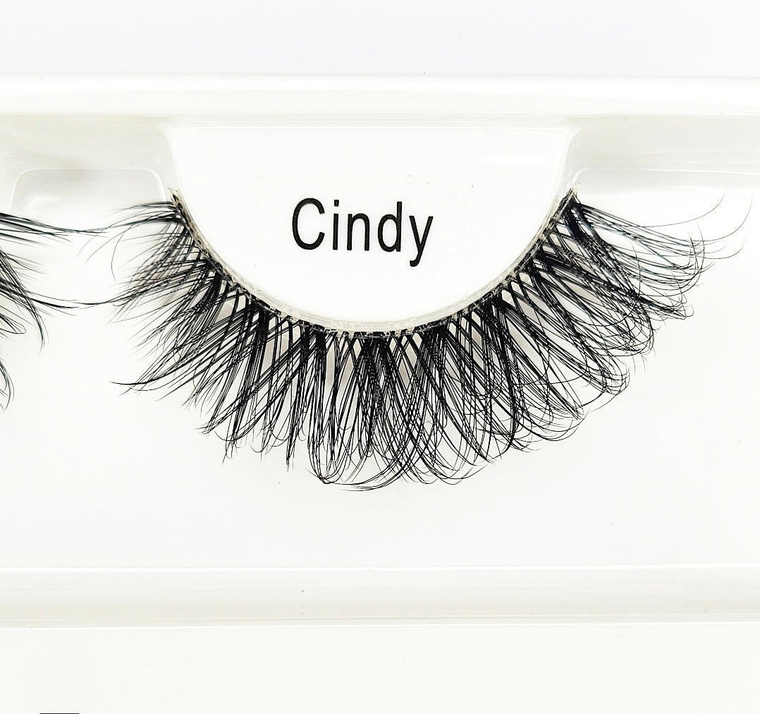 Cindy - The Soft Russian Lash