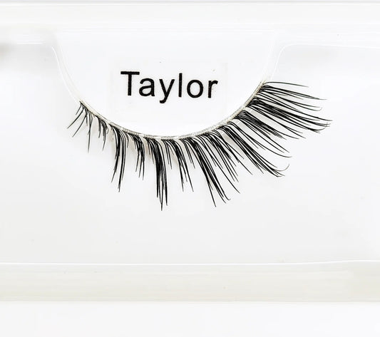 Taylor - The Snatched Cat-Eye Lash