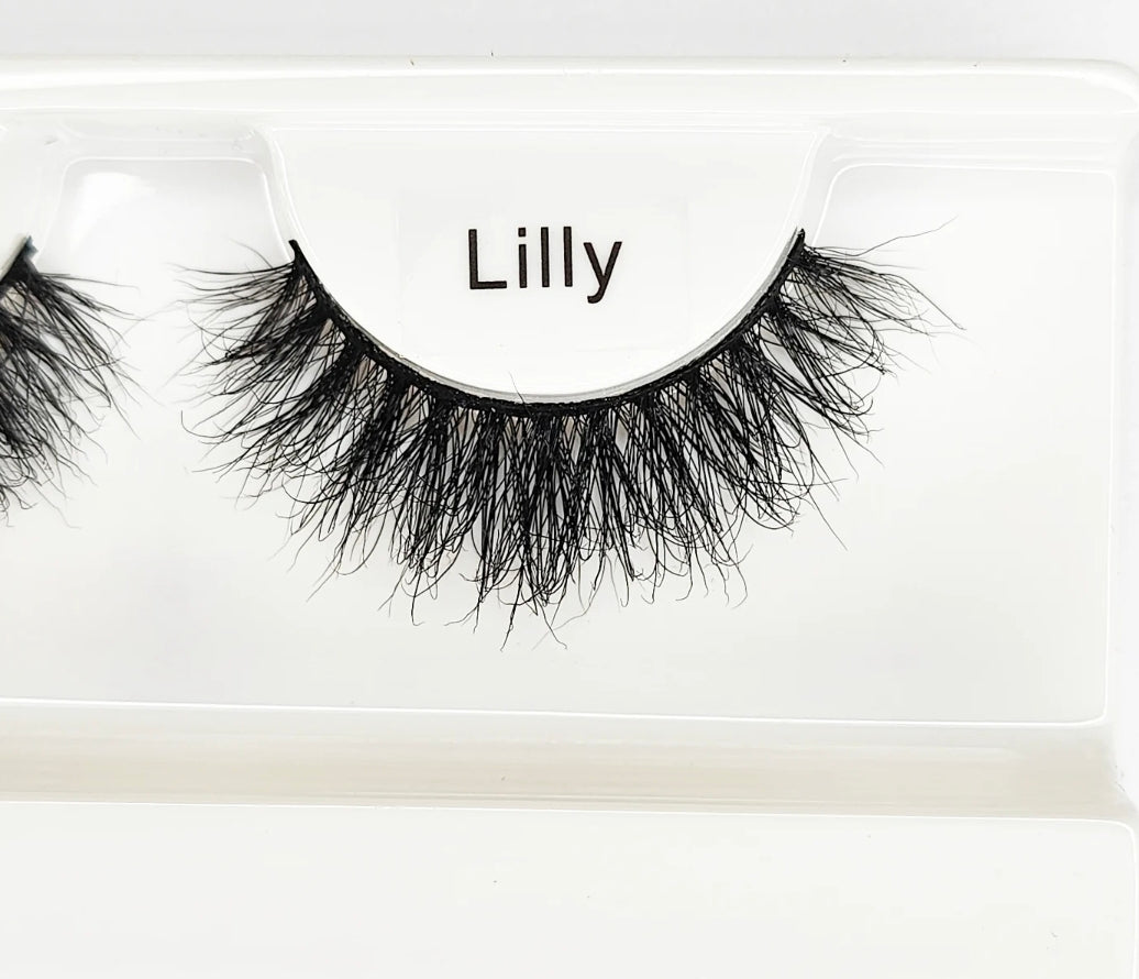 Lilly - Luxury Strip Lashes